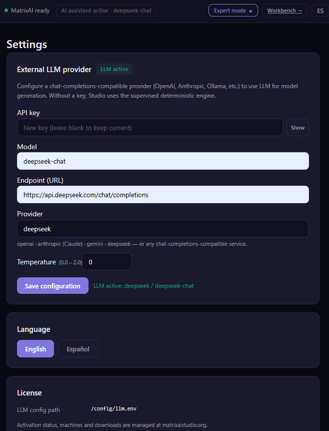 LLM activo — DeepSeek chat confirmado en la barra de estado